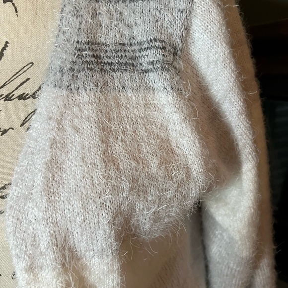 Gray Cardigan - Picture 2 of 5